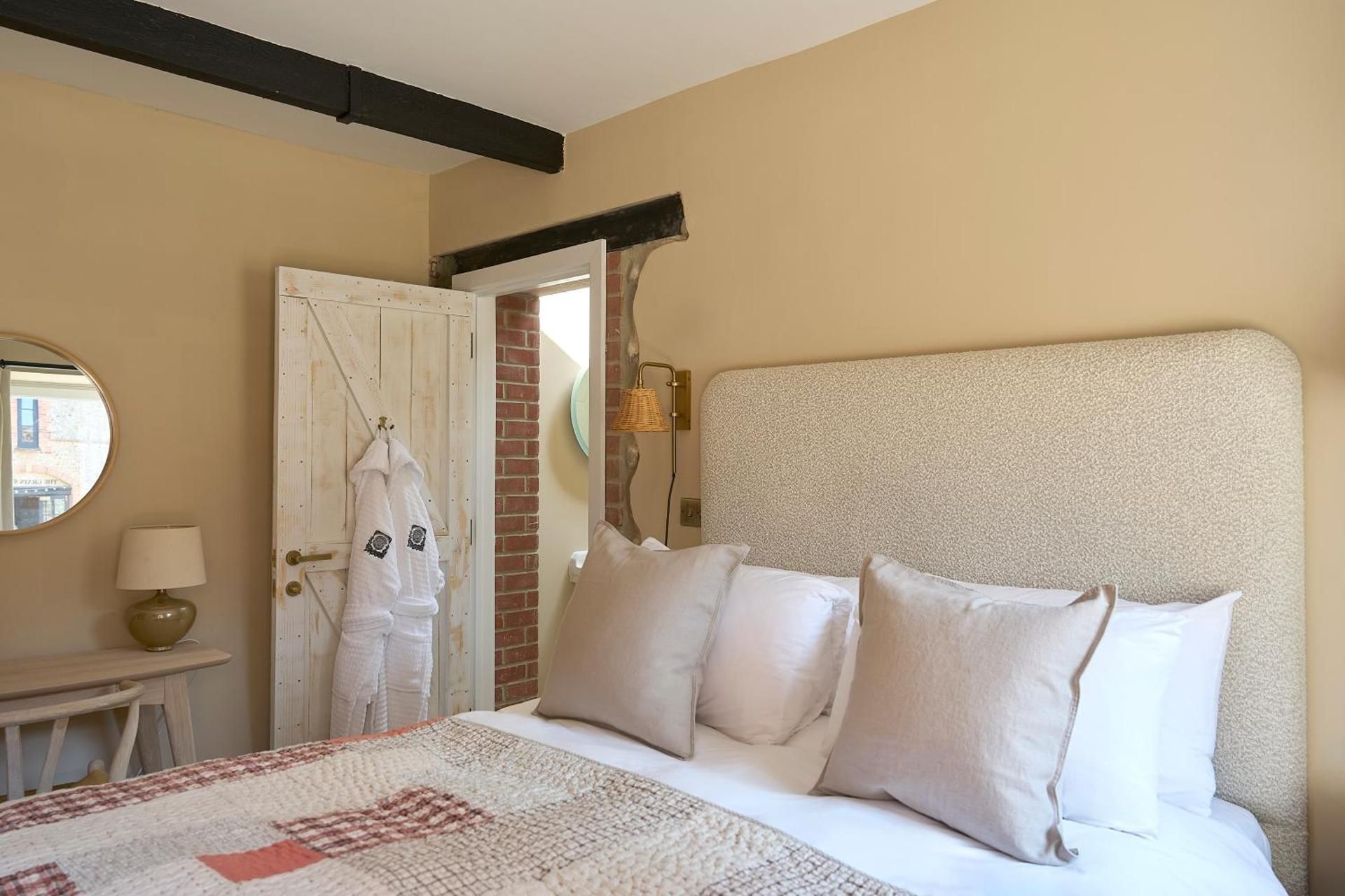 Large Double Room