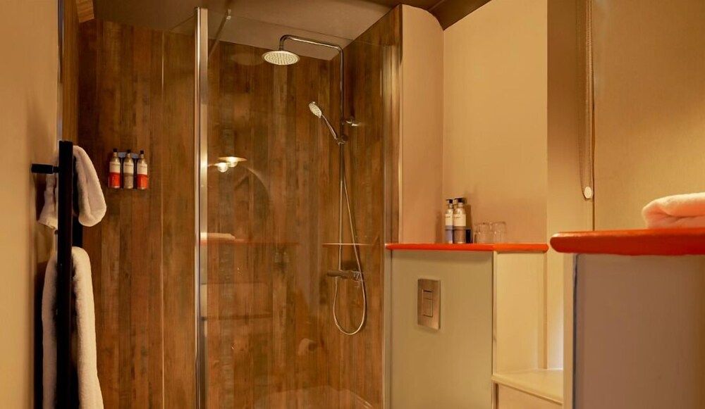 Bike & Boot Peak District Standard Double Room 3