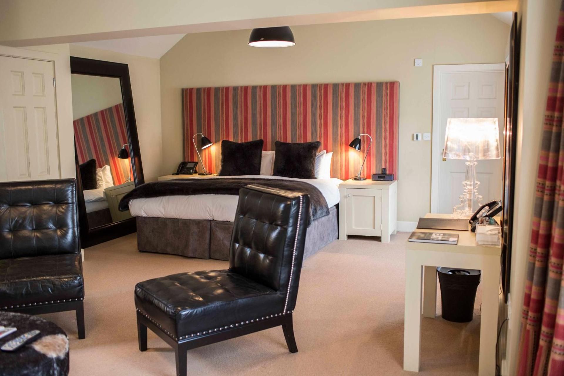 Luxury King Room