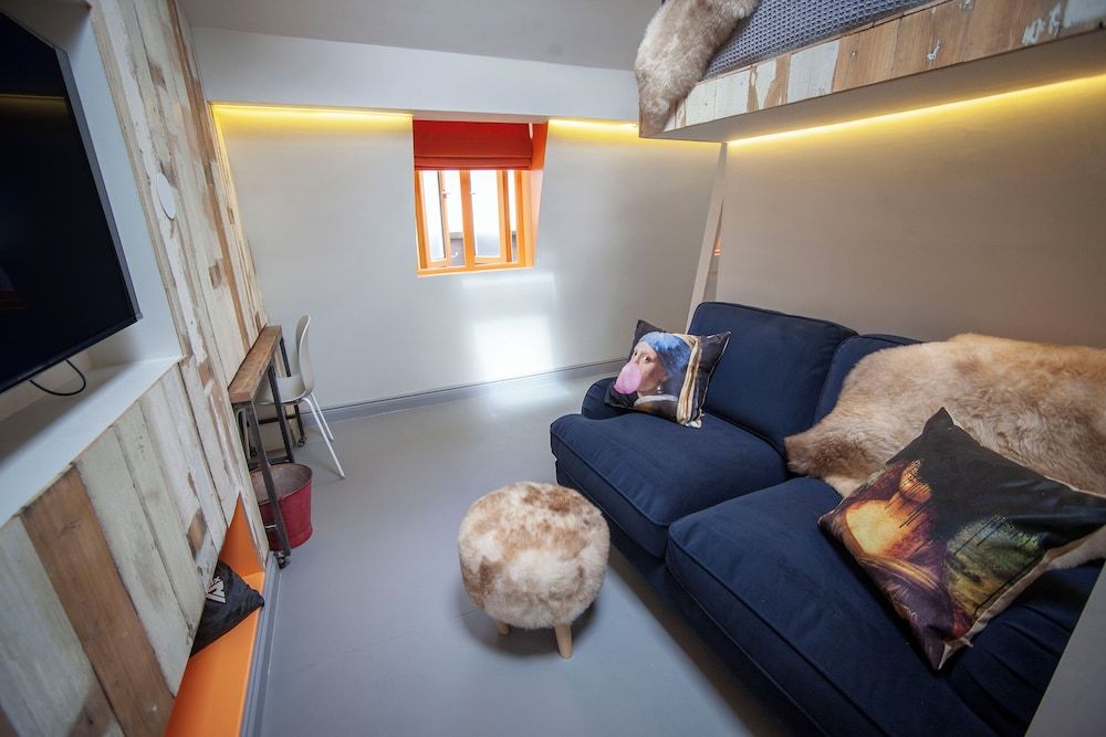Higgihaus Apartment 5, Clare St Aparthotel