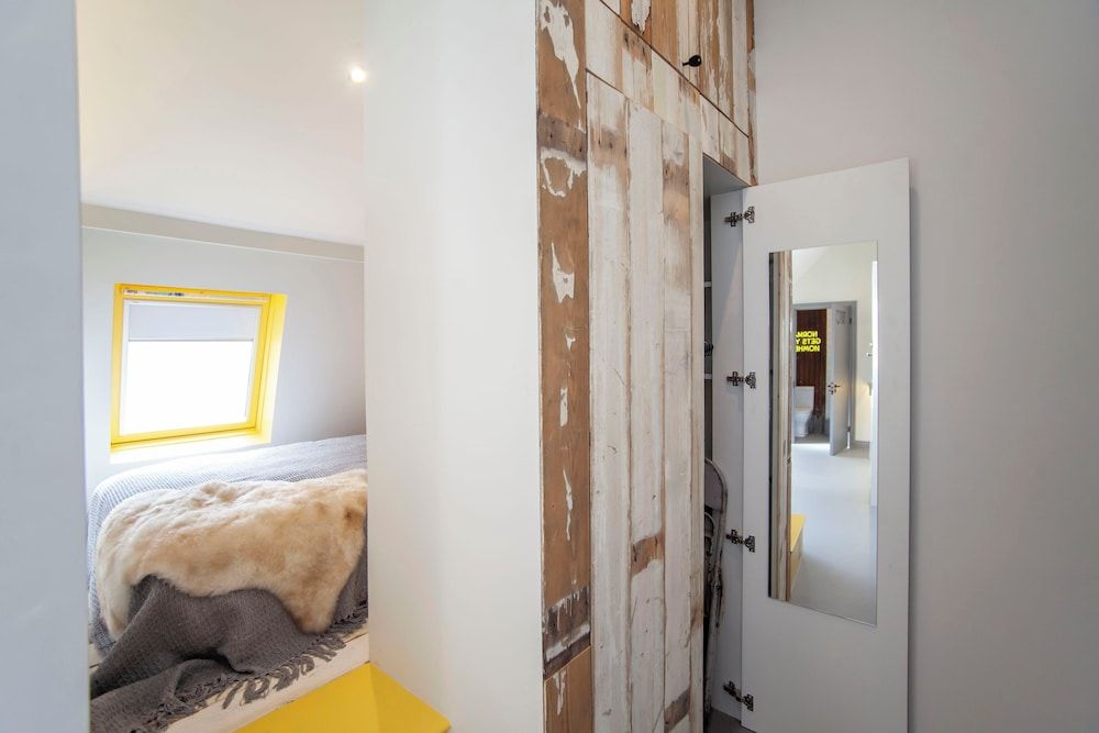 Higgihaus Apartment 6, Clare St Aparthotel