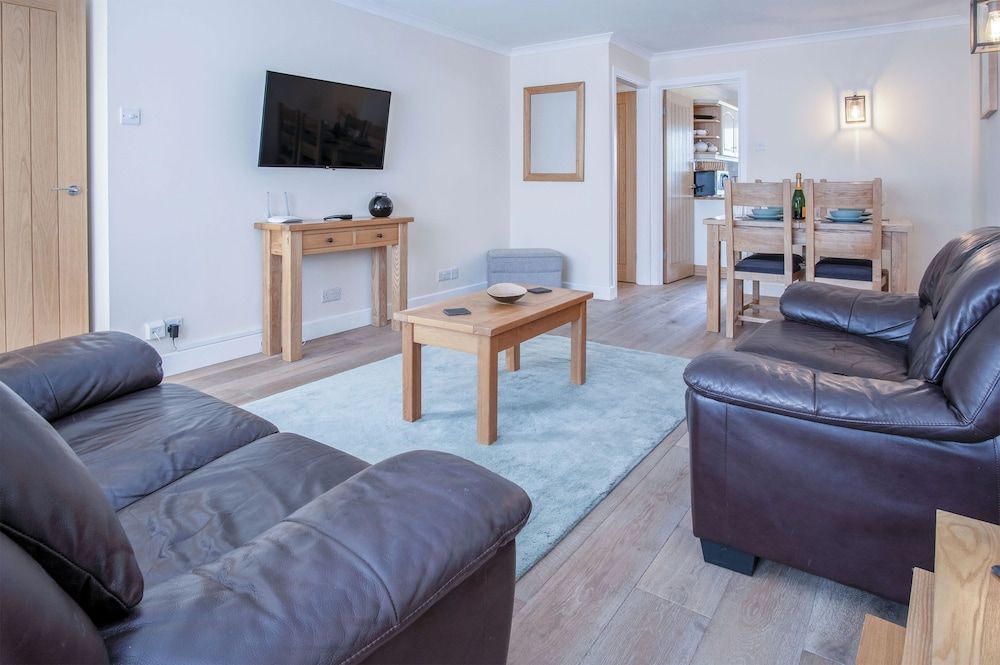 Cottage (2 Bedrooms)