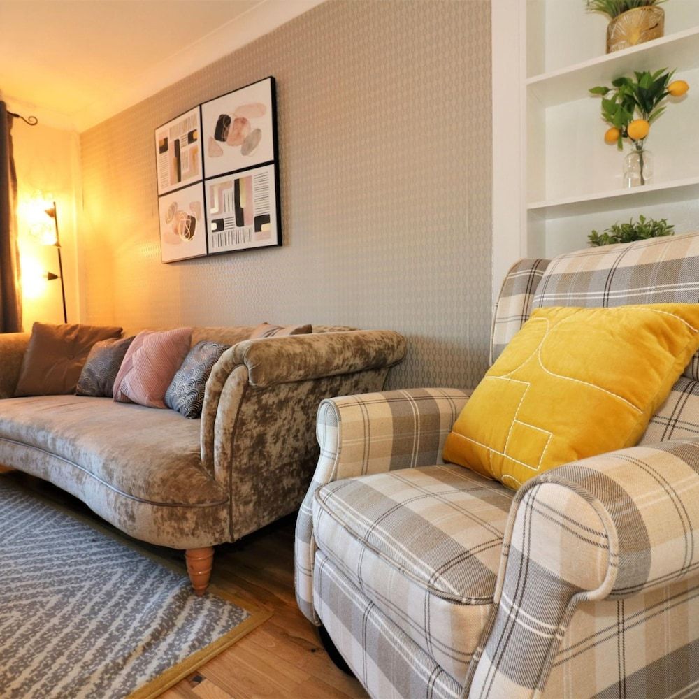 Shield House - Govan Apartment, Smoking 19