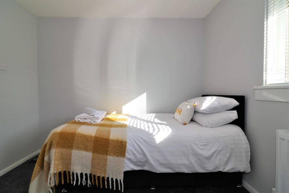 Morland House - East Kilbride Apartment 13