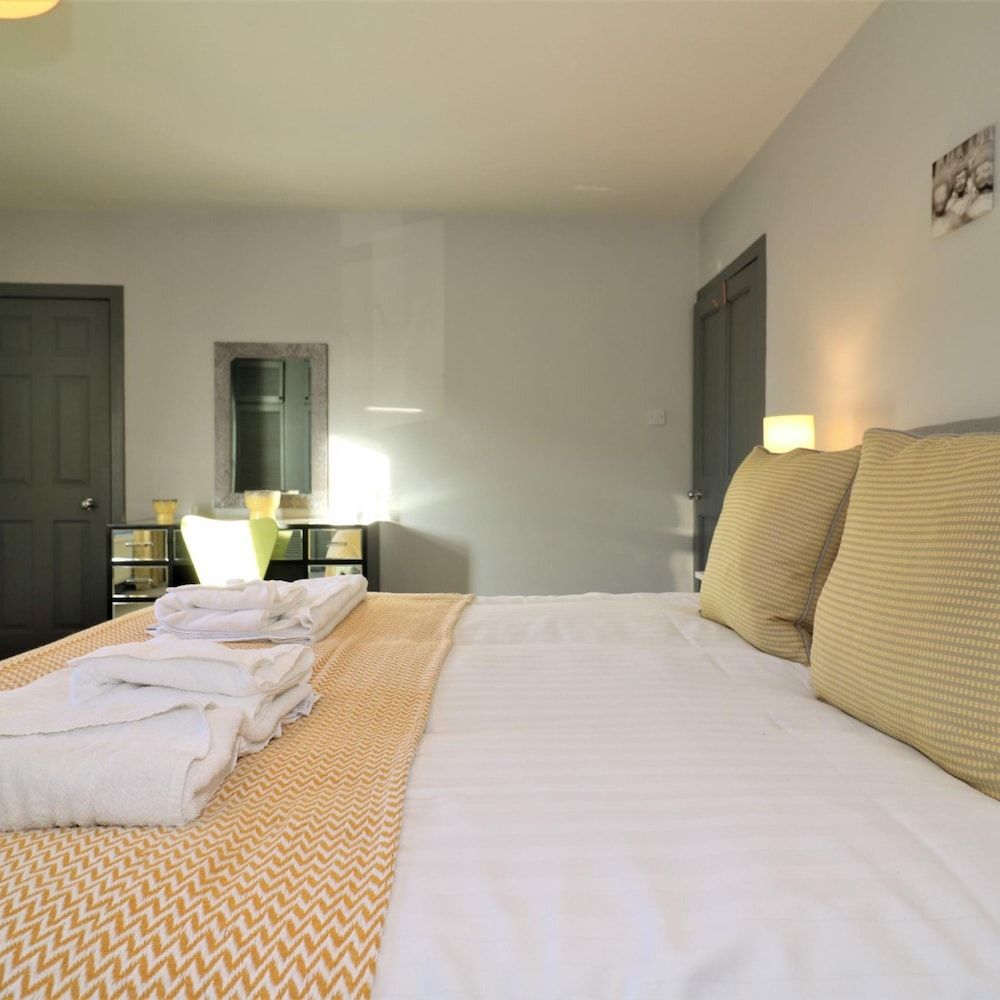 Burnbank House - Hamilton Apartment 3