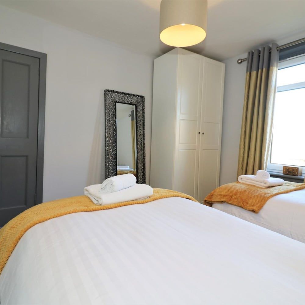 Burnbank House - Hamilton Apartment 7