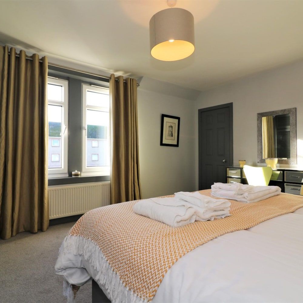 Burnbank House - Hamilton Apartment 4