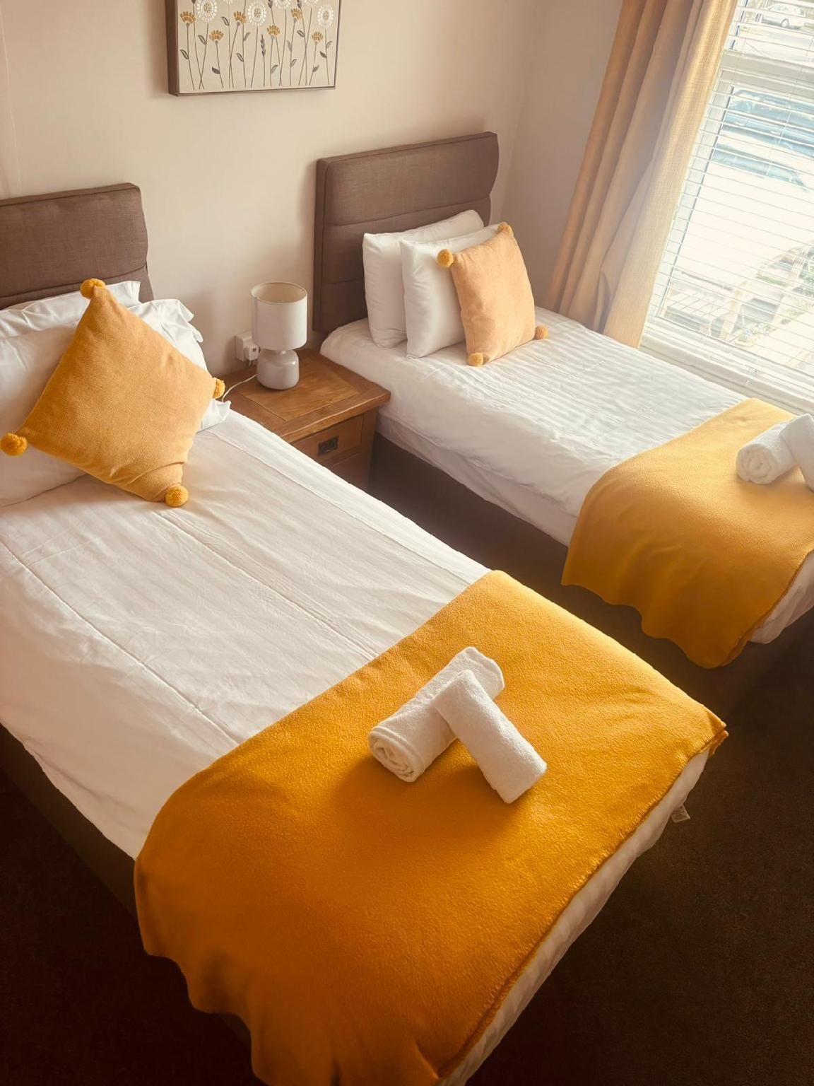 Standard Twin Room