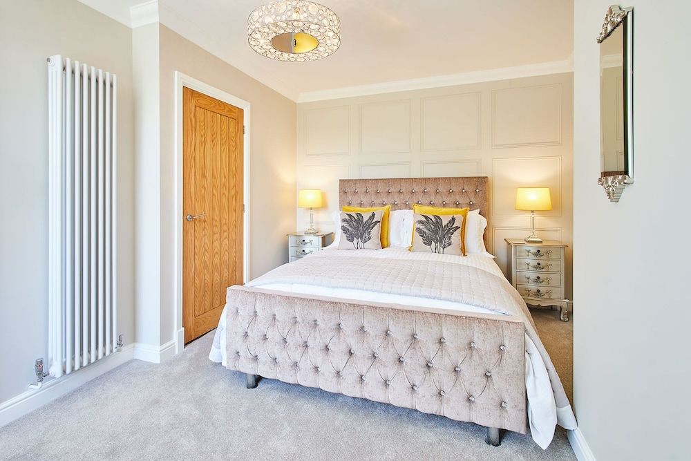 Host Stay Rose House House 8