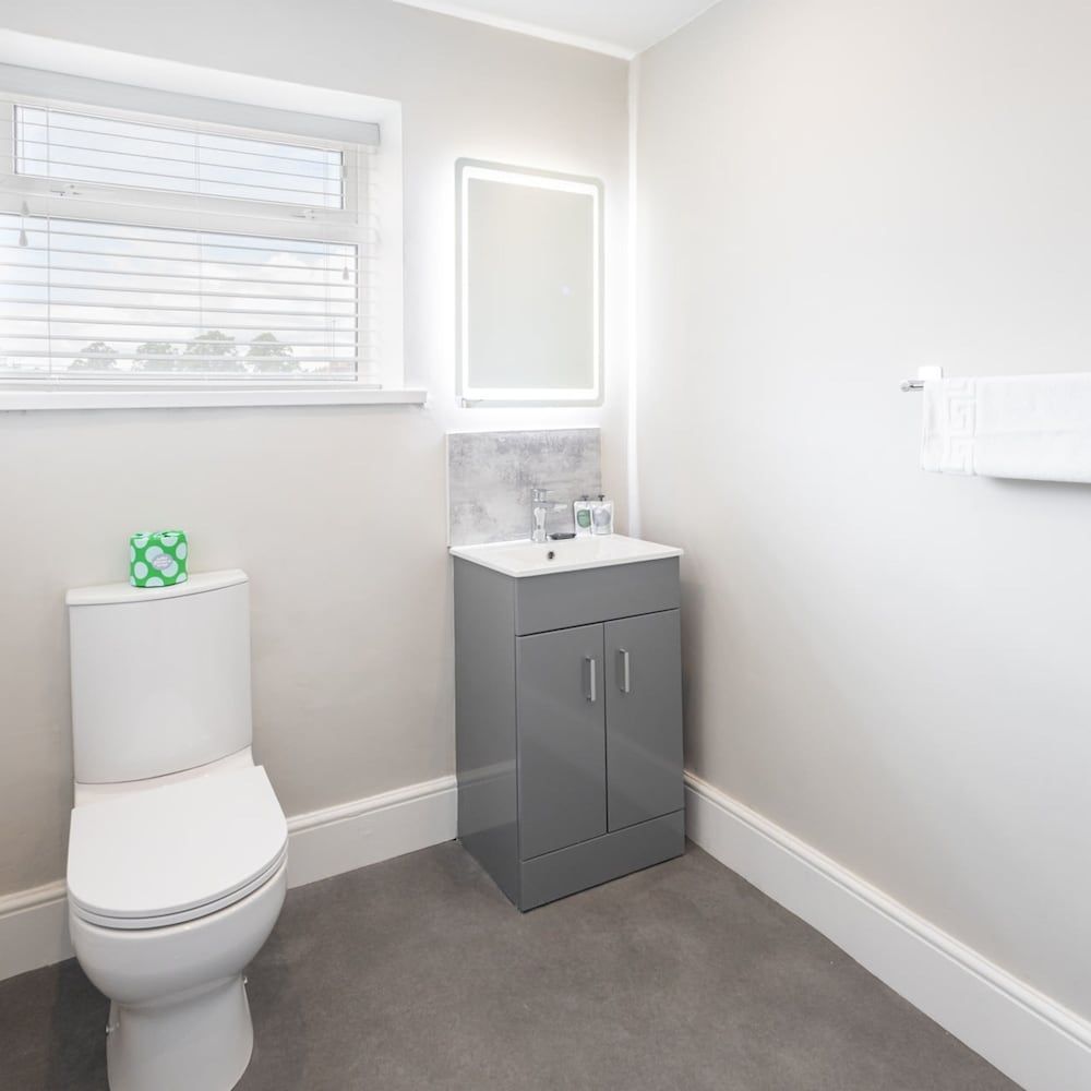 Host Stay Clifton Studio 2