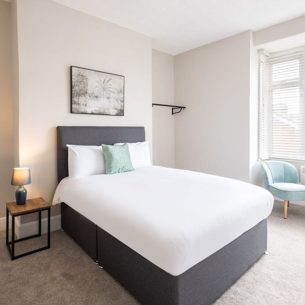 Host Stay Clifton Studio 2