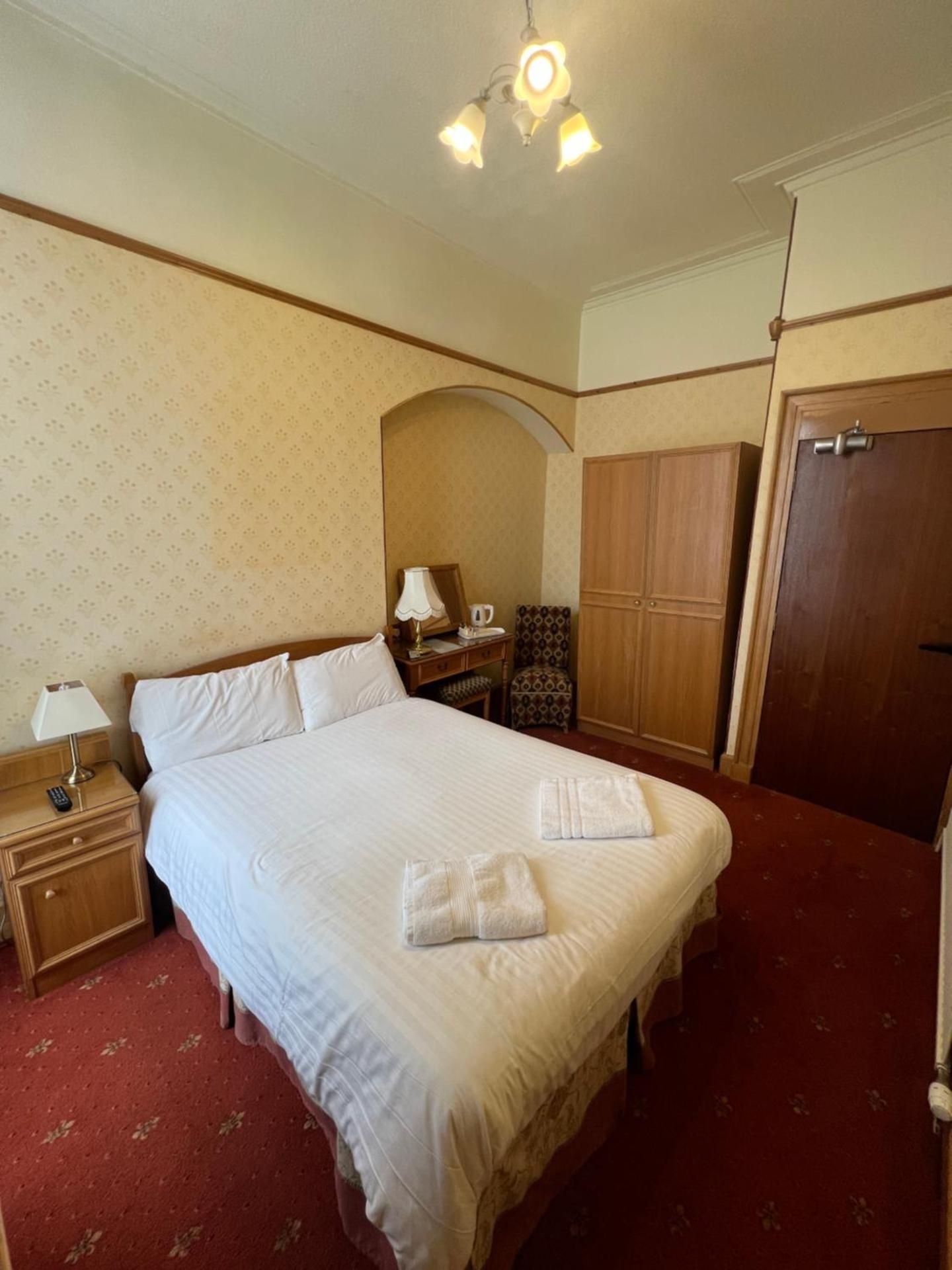 Double Room with Shared Bathroom