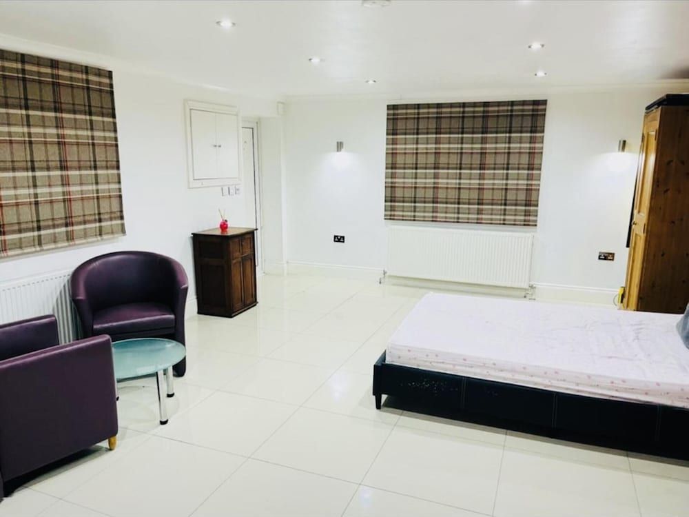 Maidenhead Studio Retreat