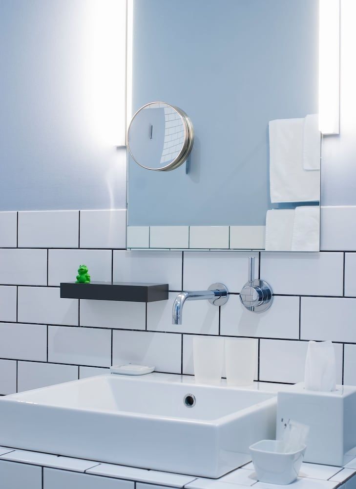 Ku' Damm 101 Hotel Standard Double Room 3