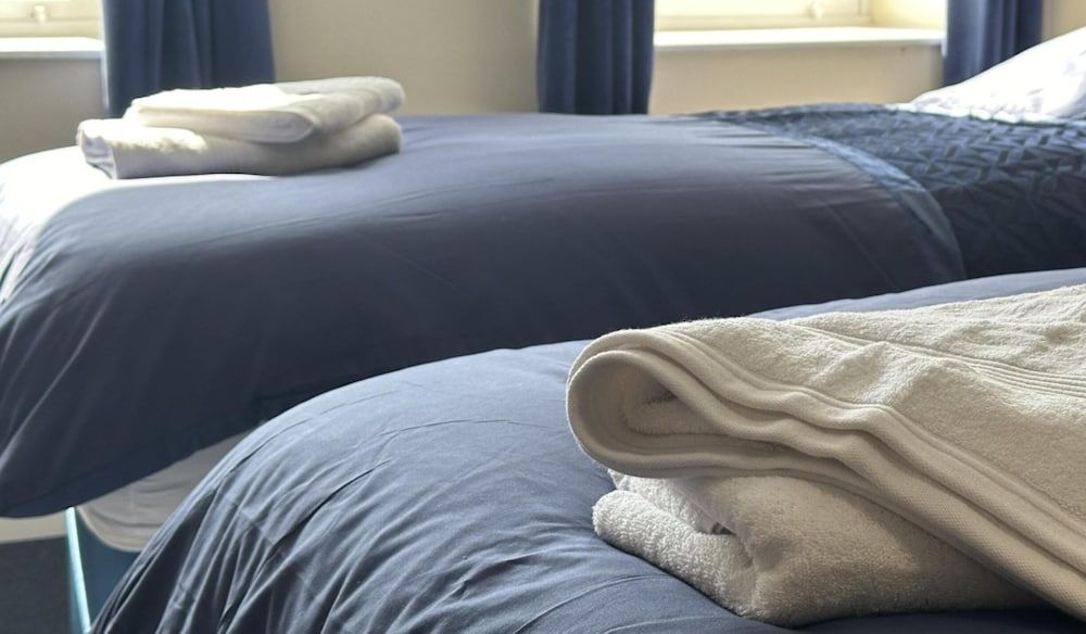 The Carmichael - Hull City Centre Standard Twin Room 5