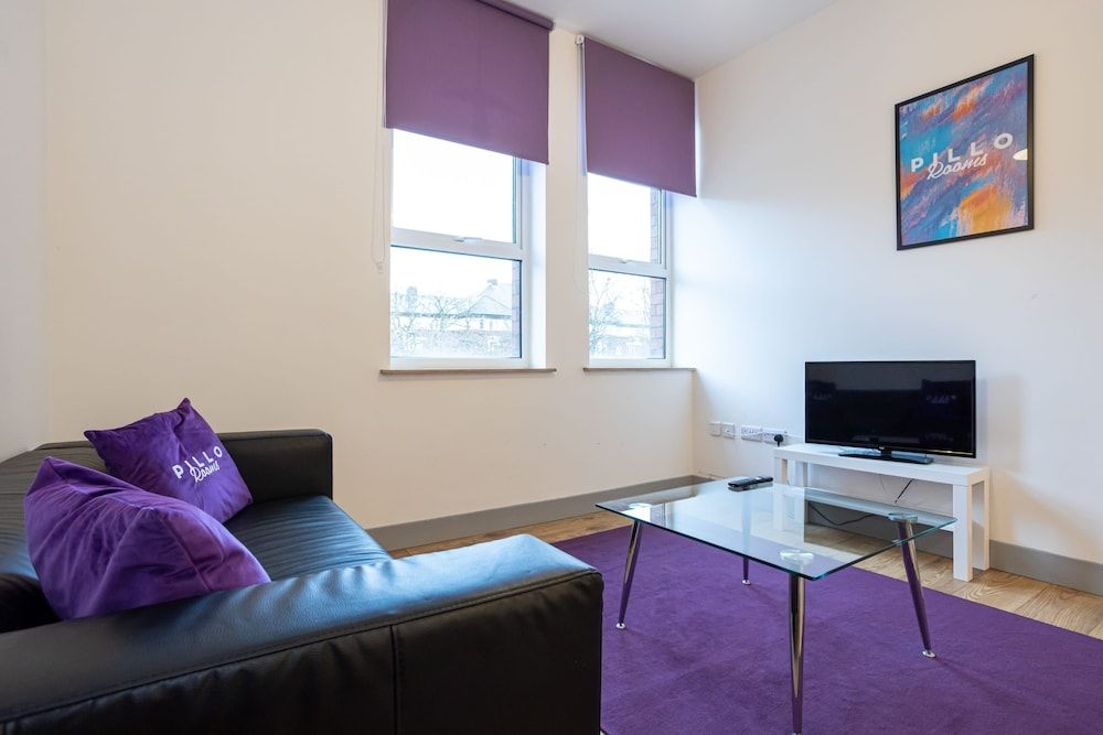 Apartment Close to City Centre and Media City By Pillo Rooms Apartment 14