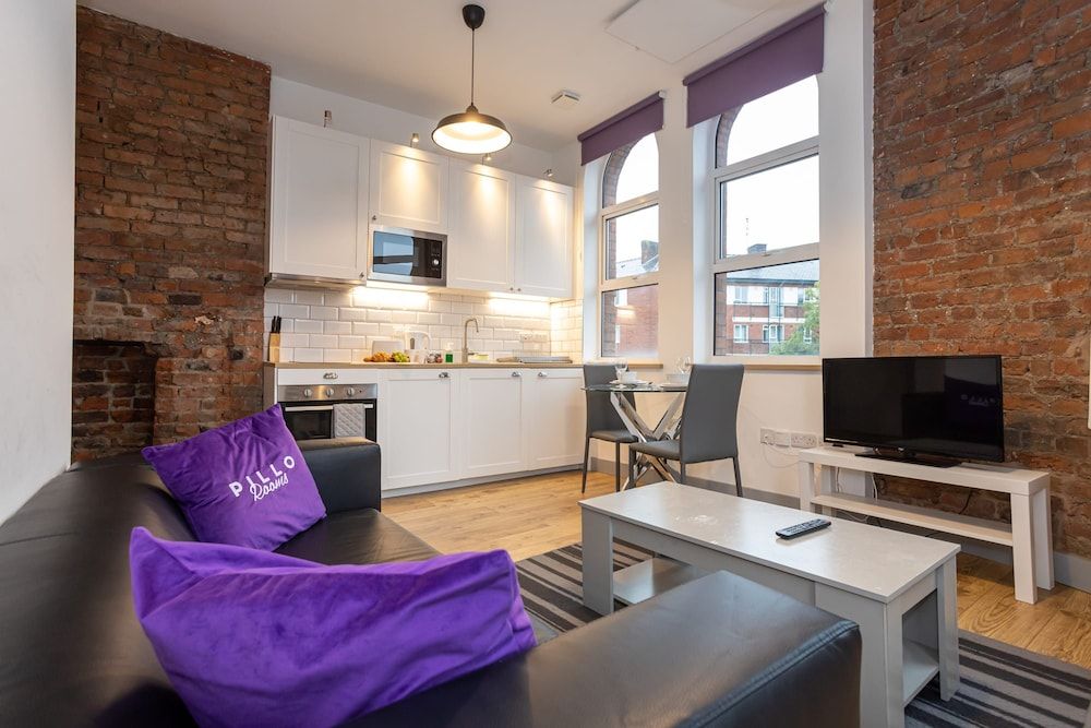 Spacious, Apartment Close to Manchester City Centre By Pillo Rooms Apartment 20