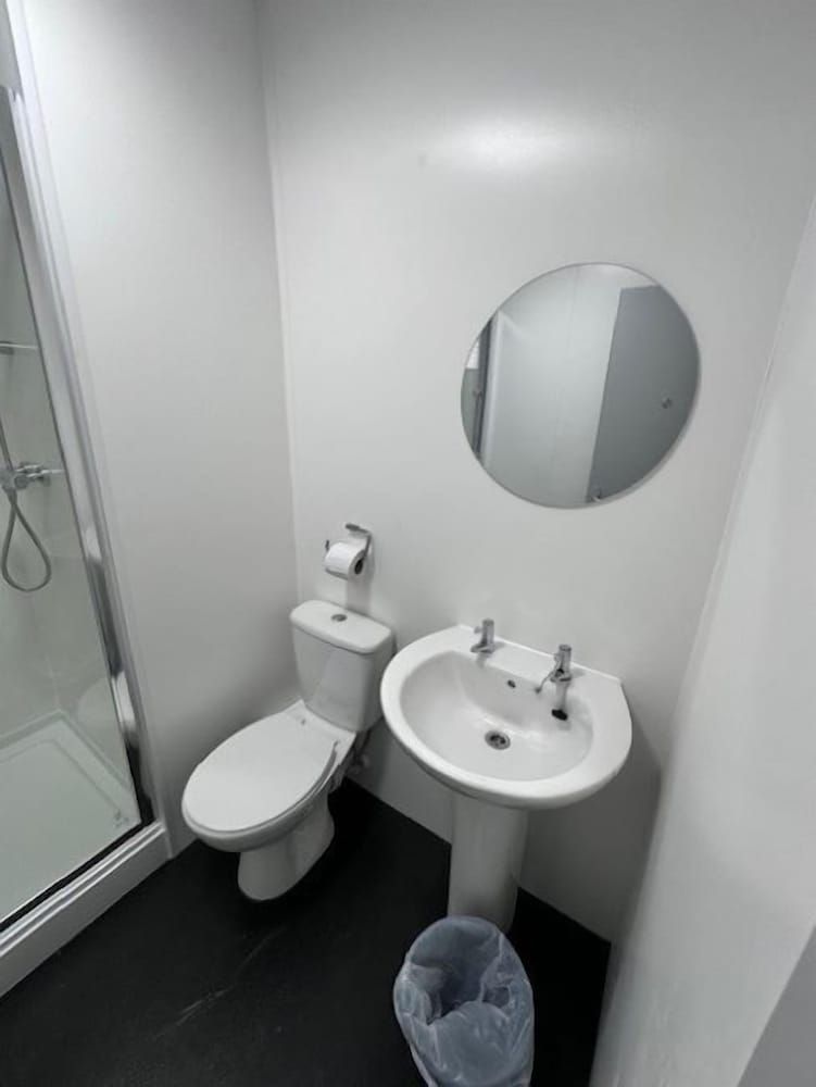 The Wyken Inn Basic Double Room 6