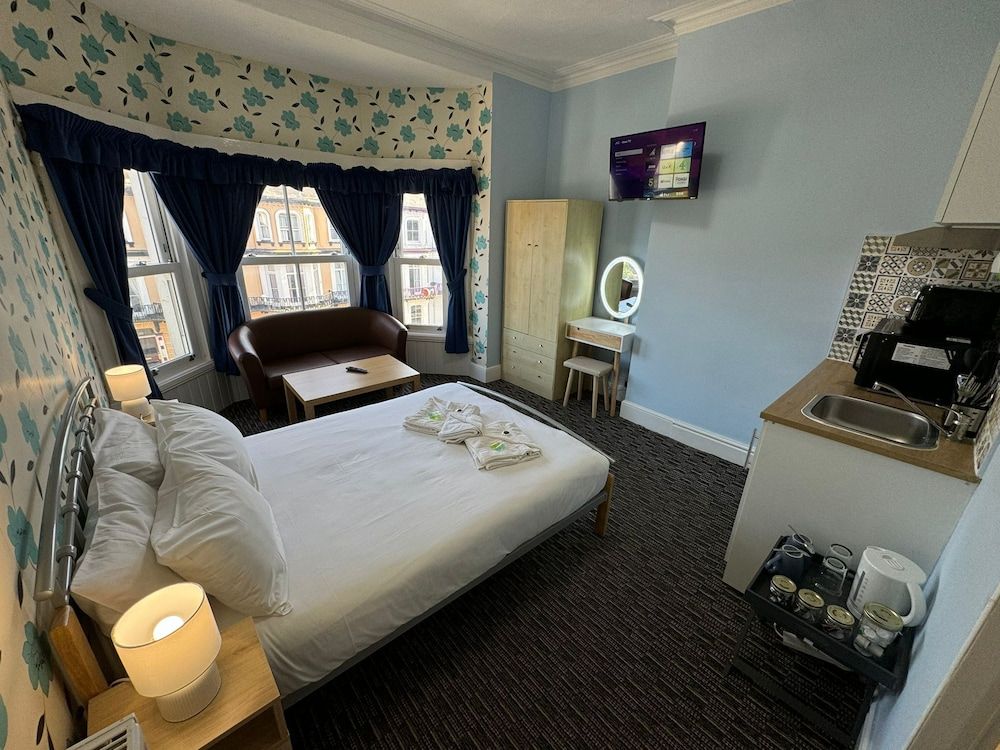 The Paradise Guest House Junior Studio, Kitchenette, Sea View