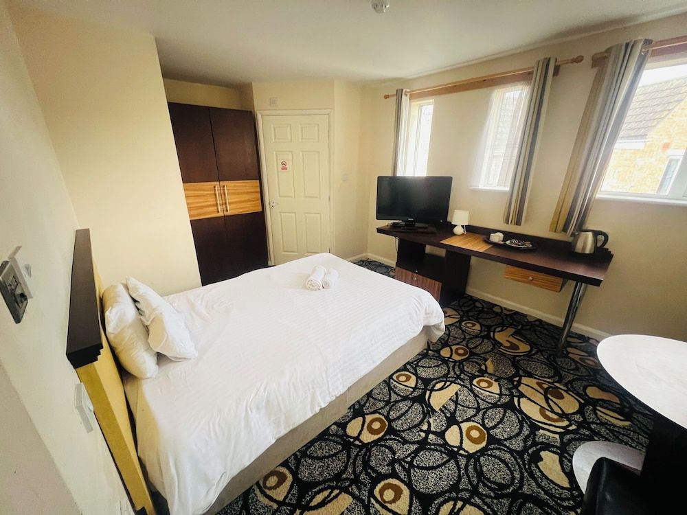 Simplystay Lincoln Road Double Room 10
