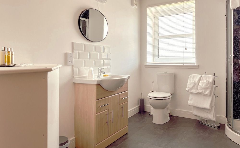 Loch Ness Gate House Apartments Superior Apartment 5