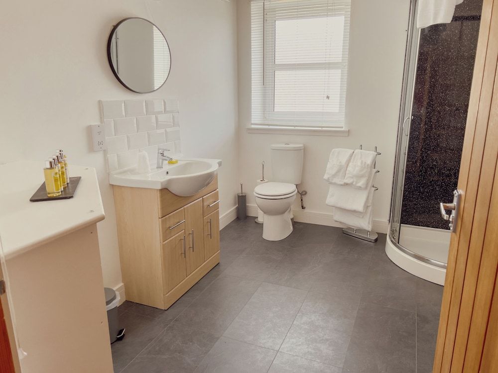 Loch Ness Gate House Apartments Superior Apartment 7