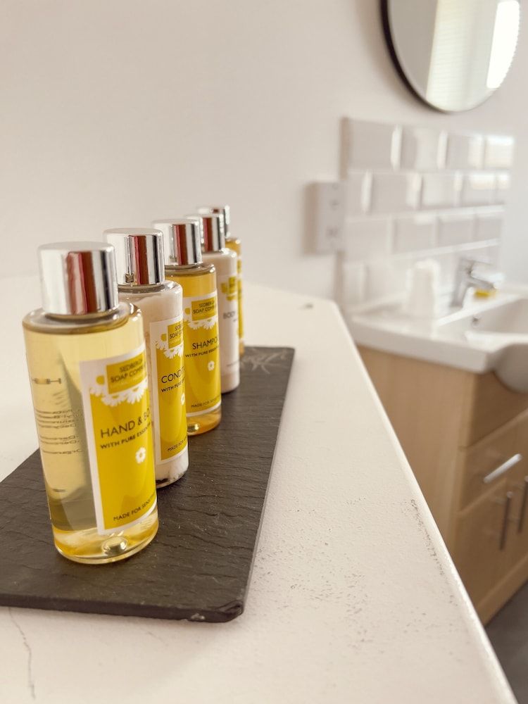 Loch Ness Gate House Apartments Superior Apartment 6