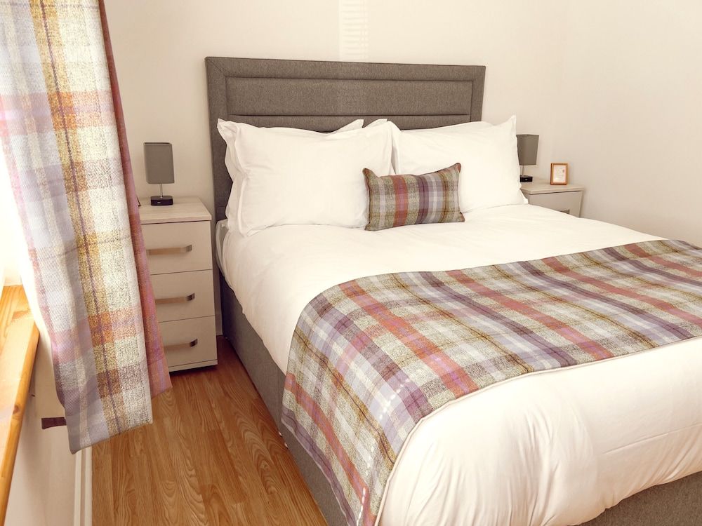 Loch Ness Gate House Apartments Superior Apartment