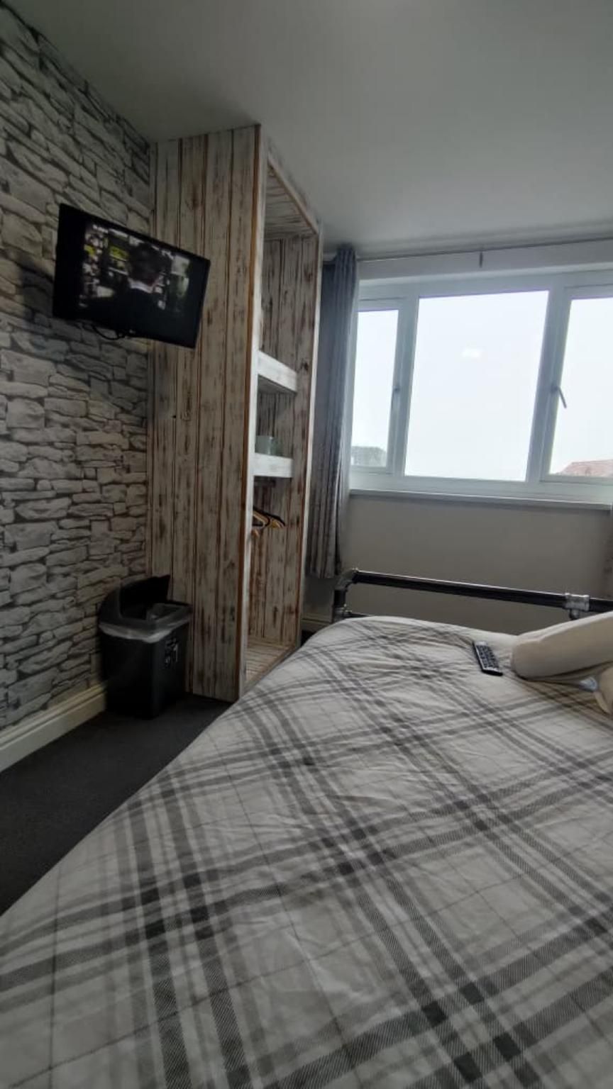 Standard Double Room - Shared