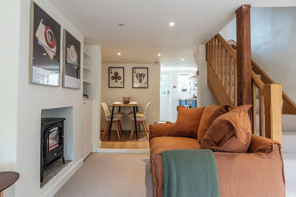 Cosy 2BD Cottage Near Daylesford House, Patio, City View 27