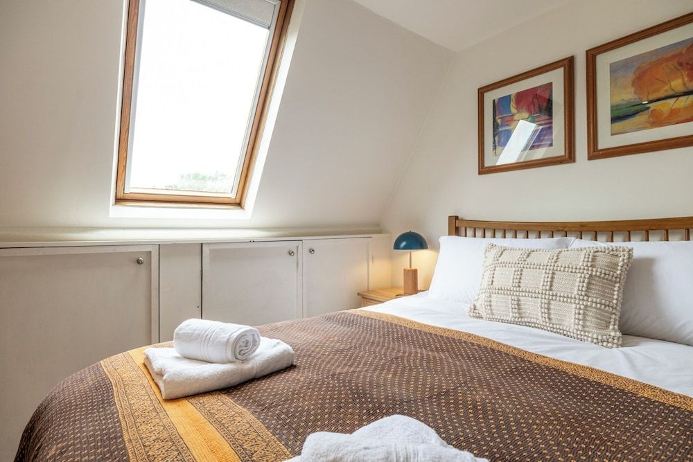 Cosy 2BD Cottage Near Daylesford House, Patio, City View 10