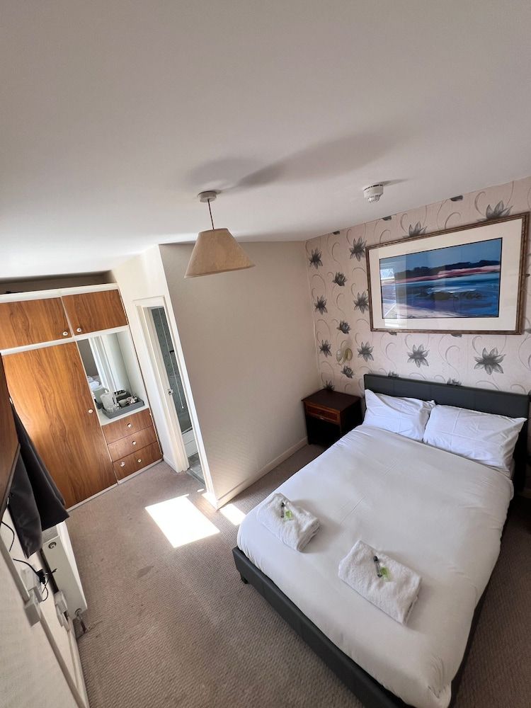 Standard Double Room, Ensuite