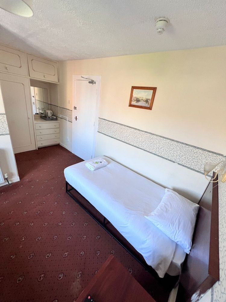 Standard Single Room, Ensuite