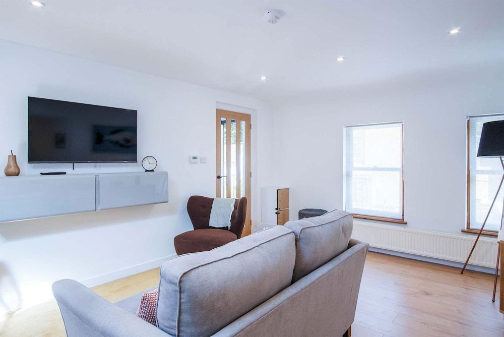 Cottage (1 Bedroom)