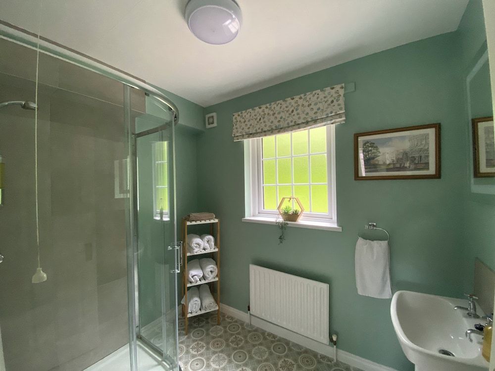 Ballyscullion Park Courtyard Cottages Rose Cottage (No4) 2