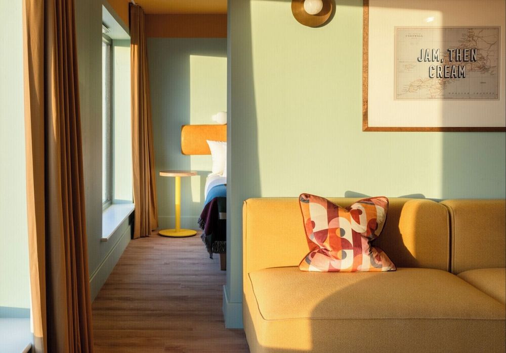 SeaSpace Studio, 1 King Bed 3