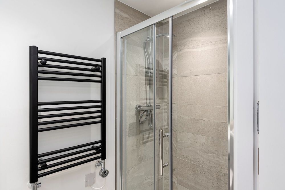 48 Park Street Deluxe Apartment, 1 Double Bed, Non Smoking, Kitchen 4