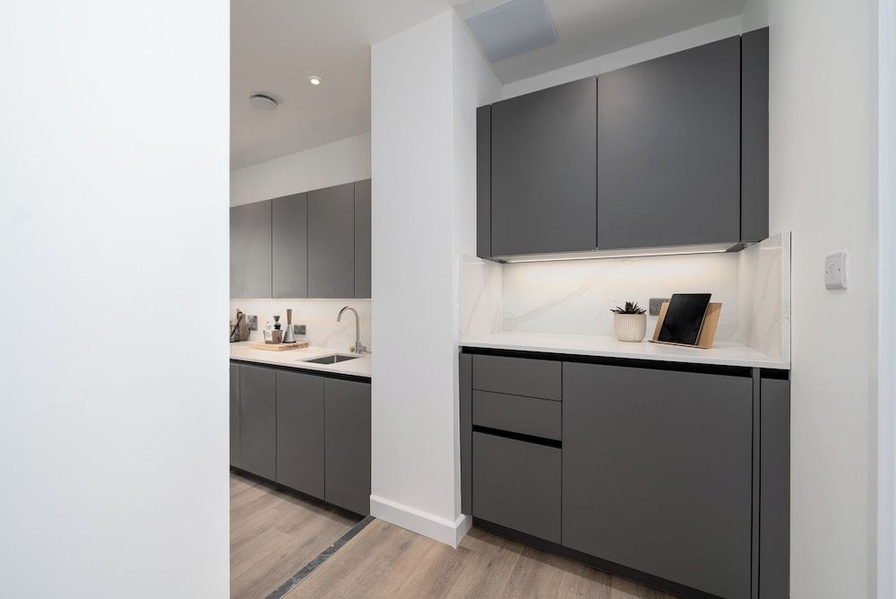 48 Park Street Deluxe Apartment, 3 Bedrooms, Non Smoking, Private Bathroom 24