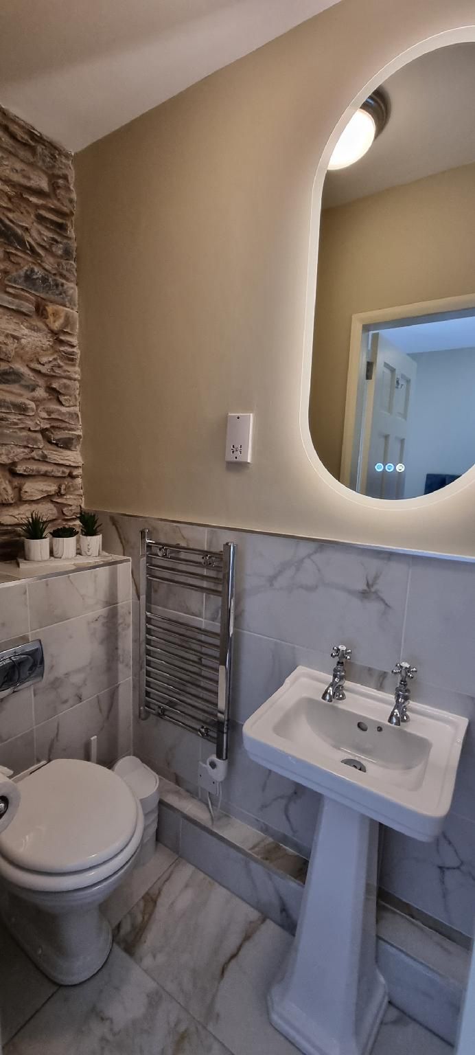 double room-ensuite with shower