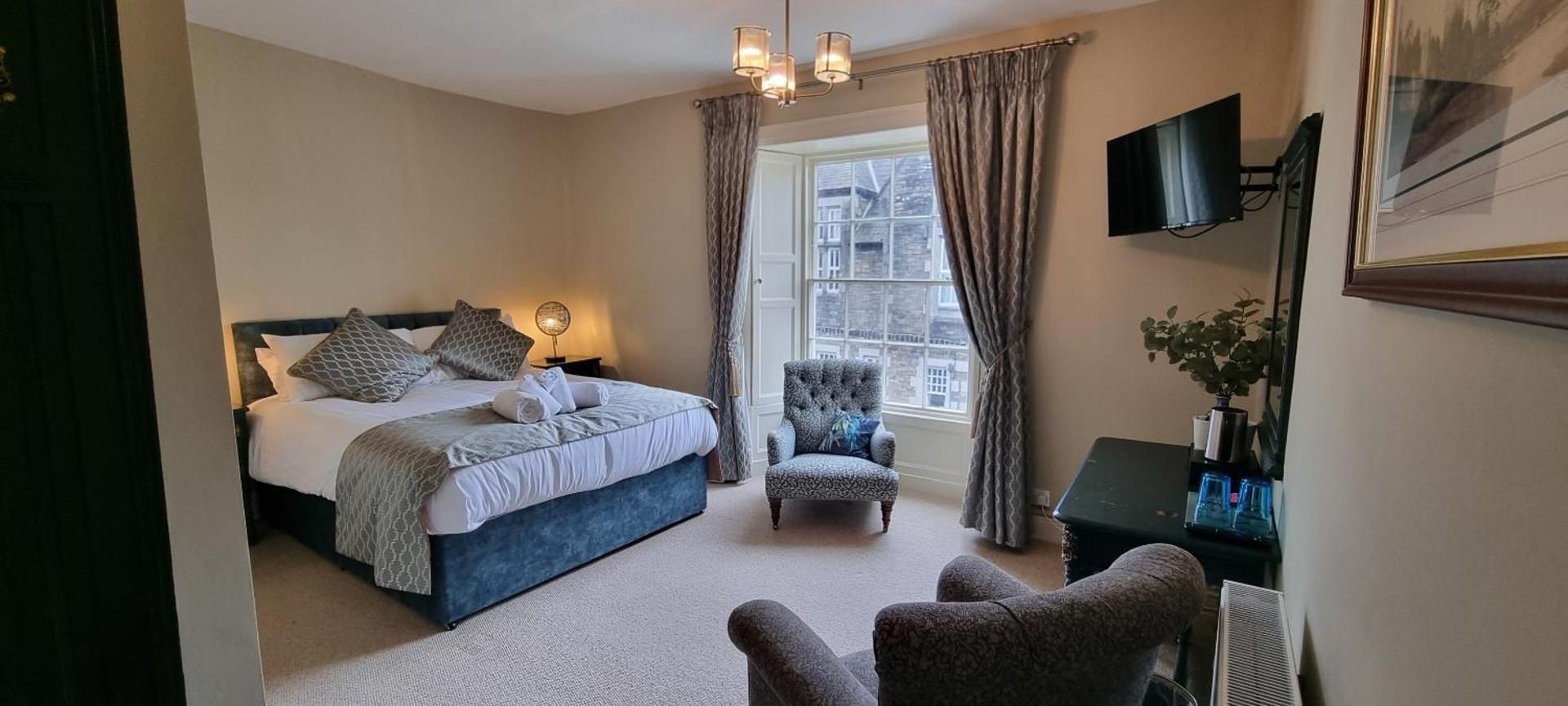 King Room with Mountain View