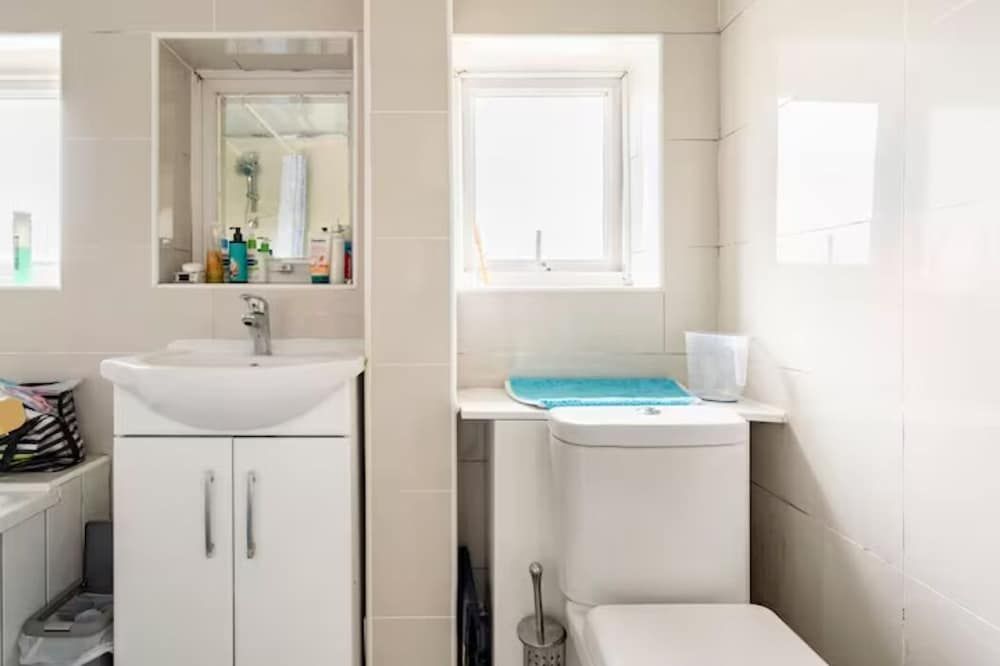 Superior Single Room, Shared Bathroom, Garden View
