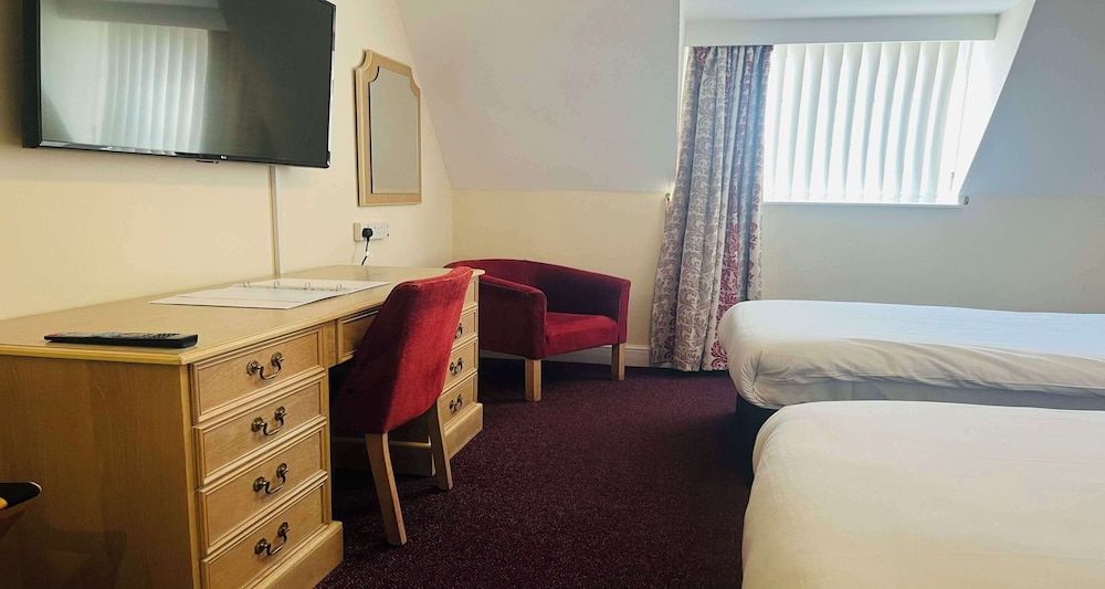 Best Western Reading Calcot Hotel Superior Room, 2 Twin Beds, Non Smoking 4