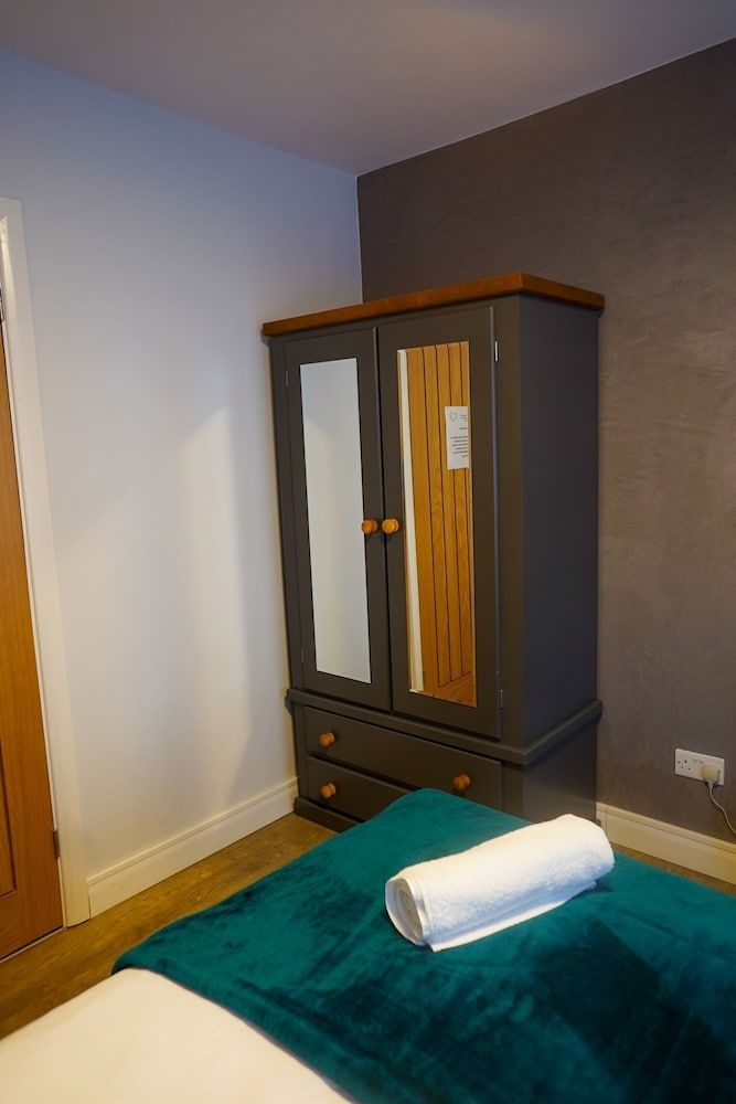 Heart of Hull Hotel Double Room 11