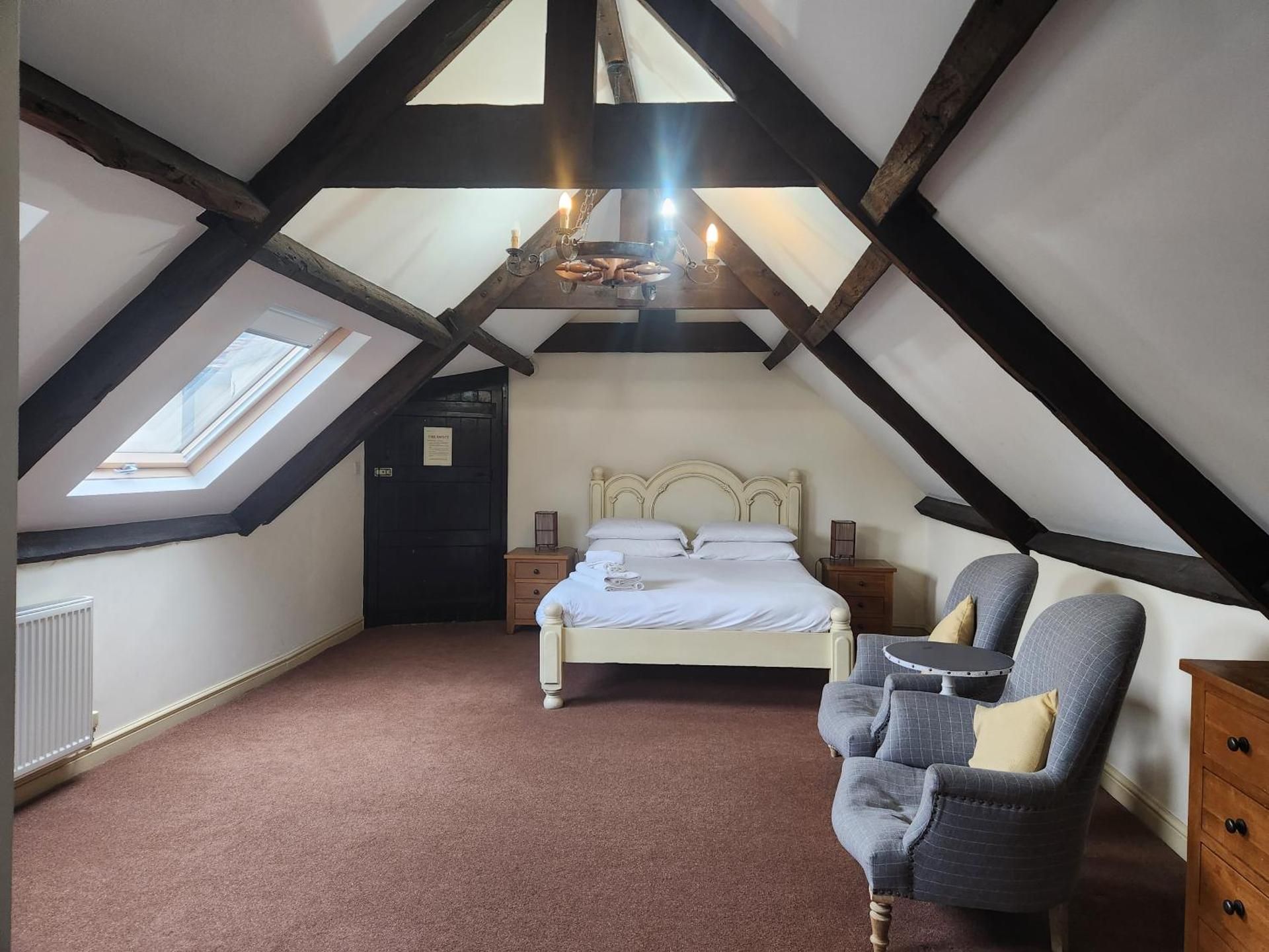 Comfort Triple Room with Shower