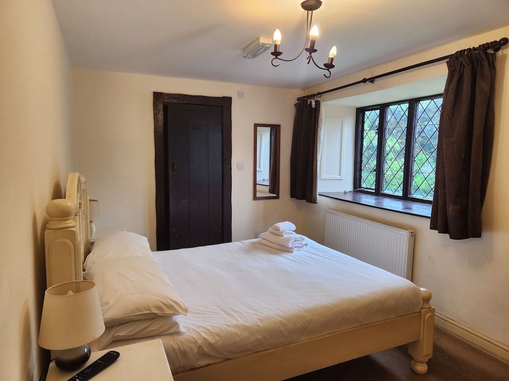 Langley Inn Double Room 2