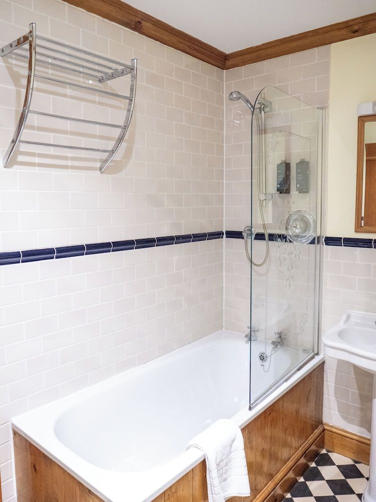 The Vestry Twin Room 2