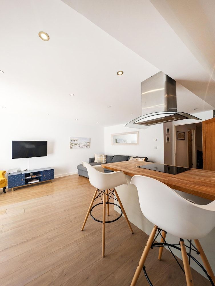 Newquay Escape/10 min to Beach/patio/parking Apartment 17