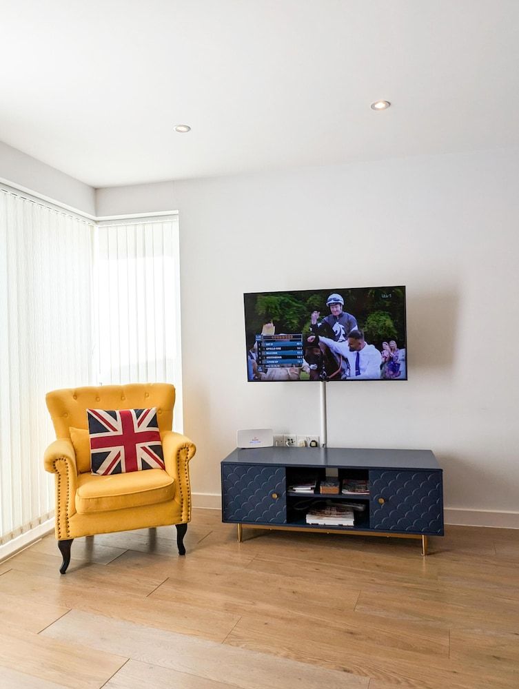 Newquay Escape/10 min to Beach/patio/parking Apartment 18