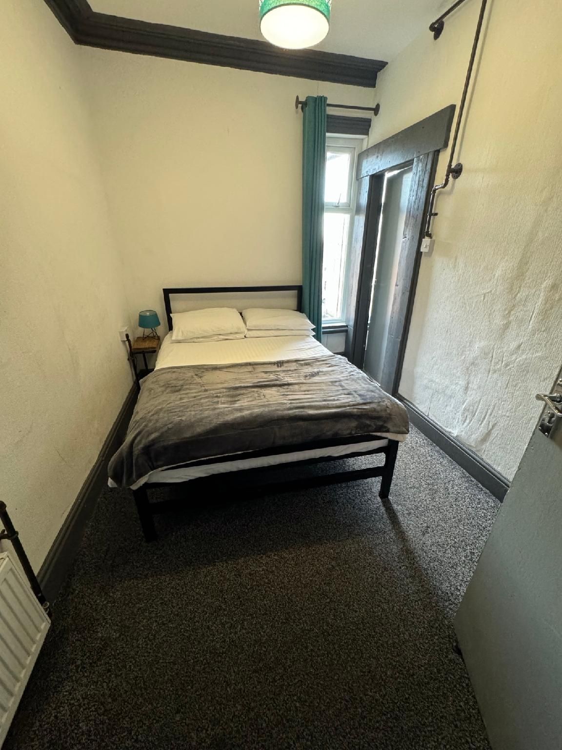 Vinnie's Hotel  Double - 2 People