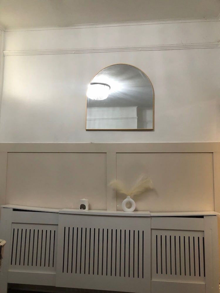 Spacious 2-bed Near Etihad-games Room-free Parking House 26